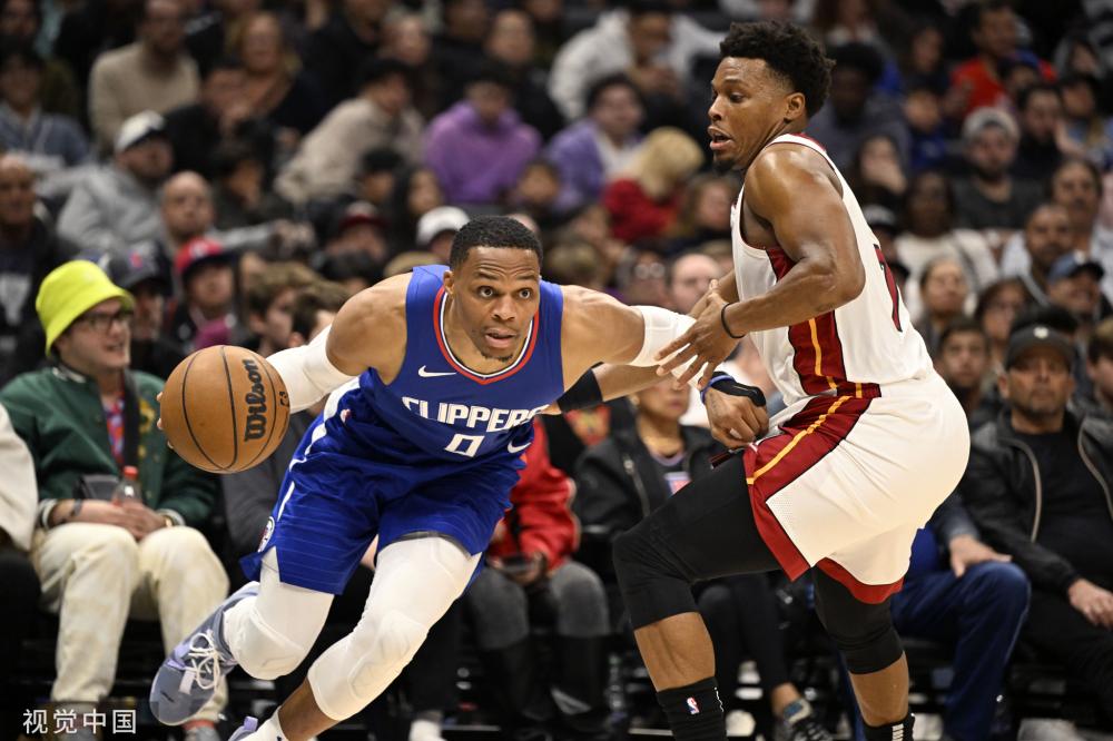 而球队的防 而球队的防